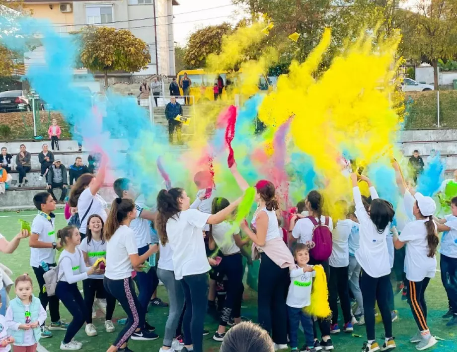 Щур купон с боички за децата организира община Ивайловград