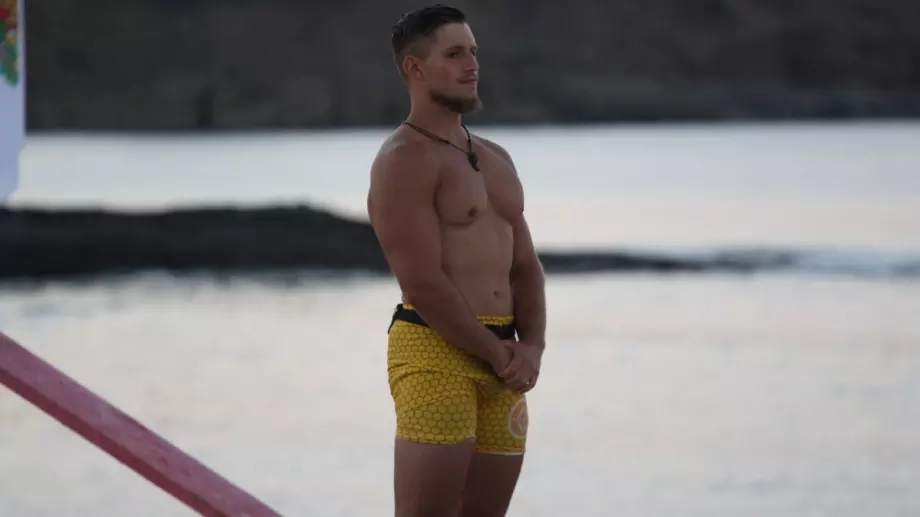 Лефтеров от 