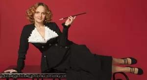 Параскева Джукелова празнува рожден ден и 30 години на сценатата