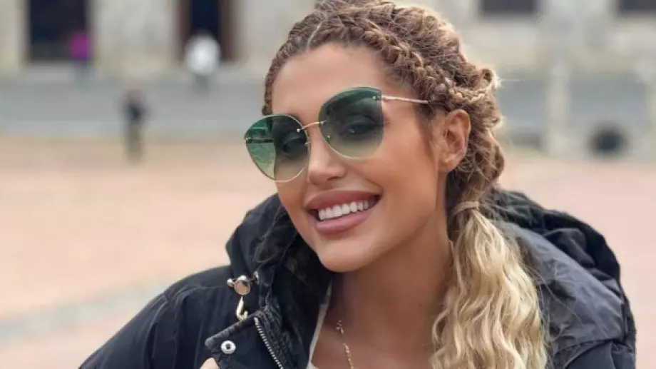 Джулиана Гани даде нечувано име на новороденото си (СНИМКИ)