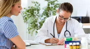 Виц за 16 август 2023: Семейна двойка мошеници отворили частен кабинет