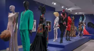 Откриха изложба на Thierry Mugler, гостите се появиха почти голи (СНИМКИ)