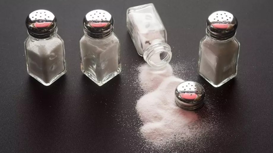 Разкриха как и защо да намалим консумацията на сол