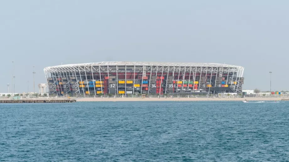 "Камикадзе": стадионът на Световното първенство, който е създаден, за да бъде унищожен (ГАЛЕРИЯ)