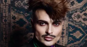 Иво Димчев пусна видеото към песента "Райна Кабаиванска“