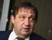 Министър Шишков обвини кабинета "Борисов 3", че е излъгал хората от Пролеша за винетките