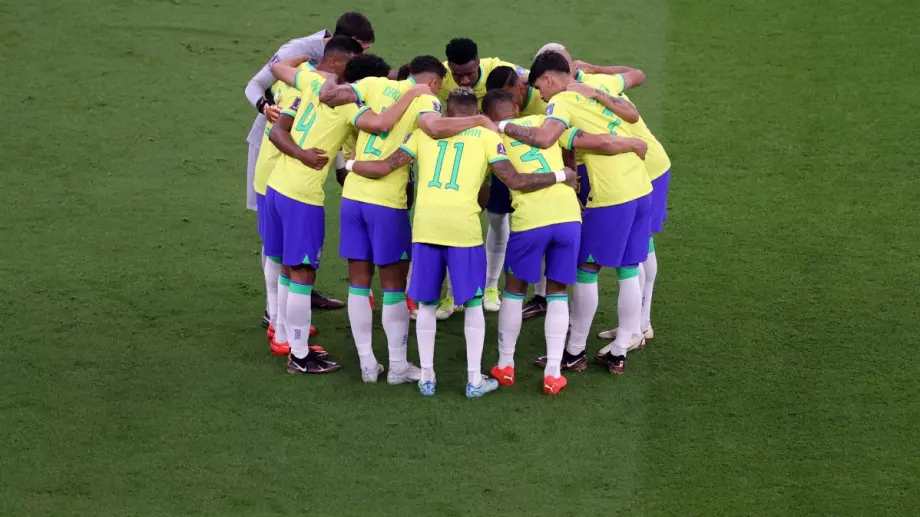 Бразилия "осакатя" - и Алекс Телес изглежда, че приключи със Световното първенство