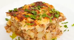 Ако добавите това към заливката на мусаката, тя ще стане божествена!