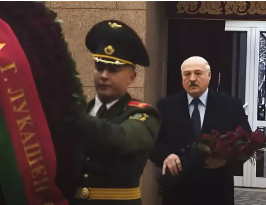 Лукашенко се прости с Макей, внезапната му смърт още е мистерия (ВИДЕО)