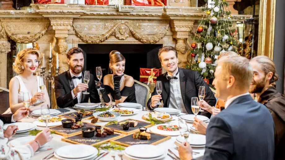 Резервацията за Коледа и Нова година: Какви са най-честите измами и за какво да внимаваме?