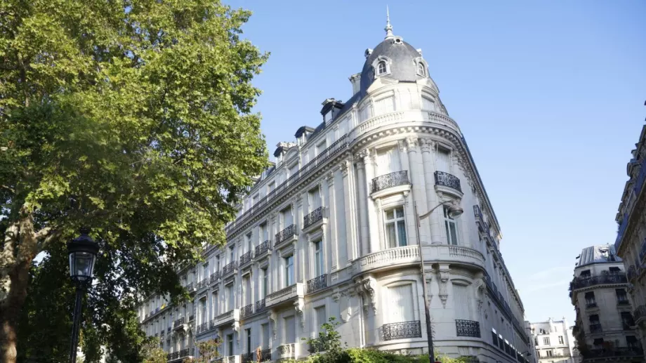 Българският богаташ Георги Тучев купи за 10 млн. евро луксозен апартамент в Париж