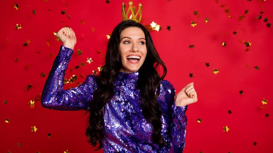 Какво я очаква всяка зодия до края на годината според звездите 