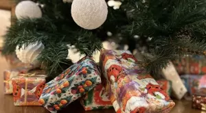 Коя коледна украса ще направи жилището празнично и уютно?