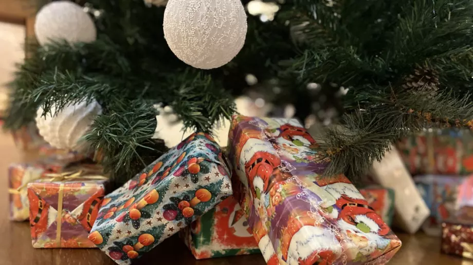 Коя коледна украса ще направи жилището празнично и уютно?