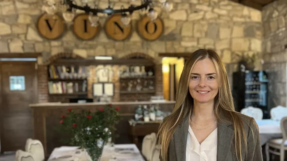 Серай Сен Кумбасар, която представя модерния облик на егейската кулинария 