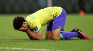 Абсурд на 1/4-финал на Световно първенство: ситуацията, в която Бразилия се постара да отпадне (ВИДЕО)