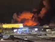 Огромен пожар в Москва в голям търговски център и серия взривове (ВИДЕО)