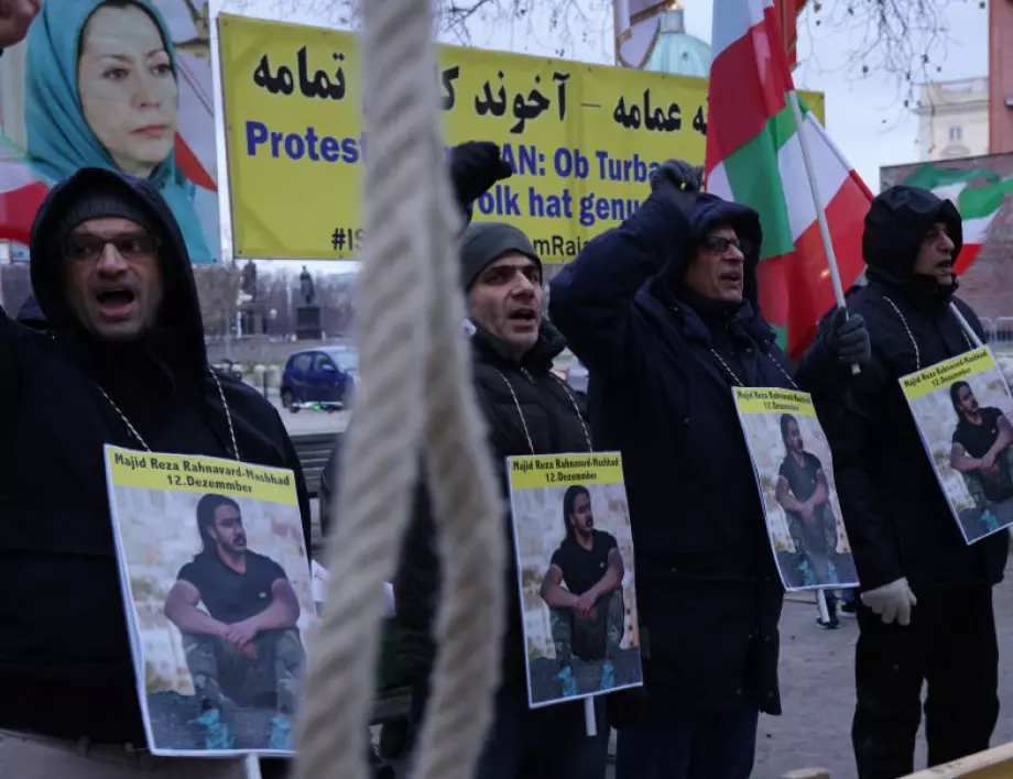 За тотален контрол над протестиращите: Иран вдигна рязко бюджета на полицията