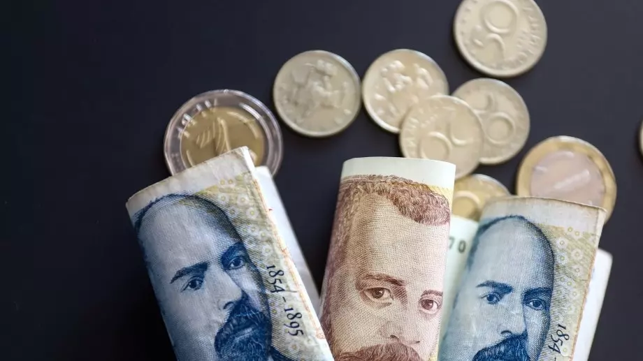 НОИ обясни защо бедни пенсионери не взимат великденски добавки