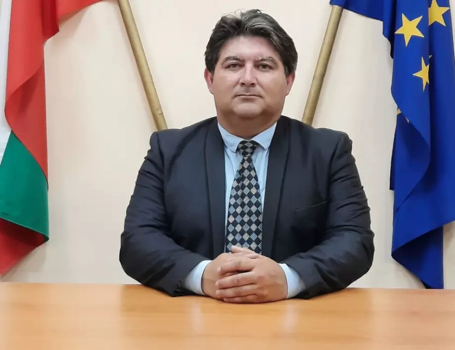 Областният управител на Добрич: Заседанието и решението за 20,6 млн. лв. кредит на Каварна са законни