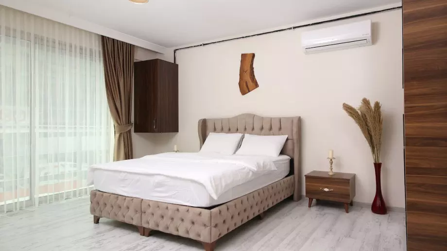 Латексови матраци - предимства и как да изберем матрак според позата на сън?