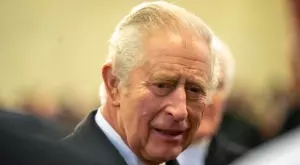 Крал Чарлз изхвърли принц Андрю от Бъкингамския дворец 