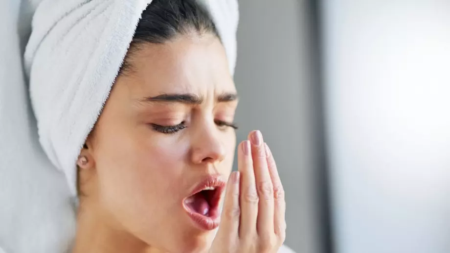 За какво сигнализира лошият дъх?