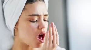 Учени: Ето какво причинява лош дъх в устата