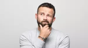 Виц на деня:  Докторе, мисля, че полудявам...