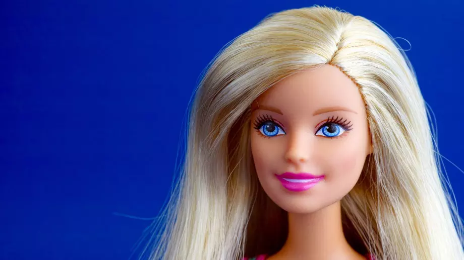 Пуснаха кукла Барби, подходяща за по-малки деца (ВИДЕО)