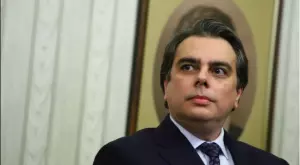 Държавата емитира нов дълг до края на годината, вероятно на международните пазари