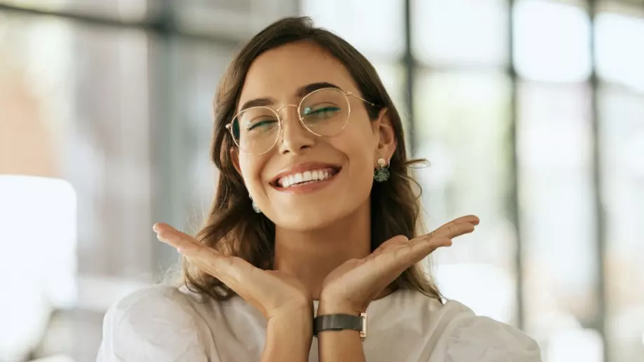 Вечерен виц: Жена се качва в автобуса