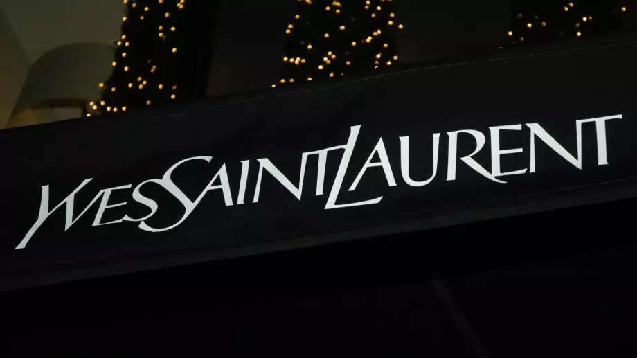 Известни режисьори участват в новата кампания на Yves Saint Laurent (СНИМКИ)