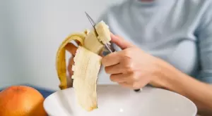 Не изхвърляйте банановата кора, тя е полезна