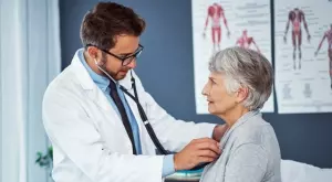 Виц за 17 май 2023: Изморен лекар решил да почива 3 дни