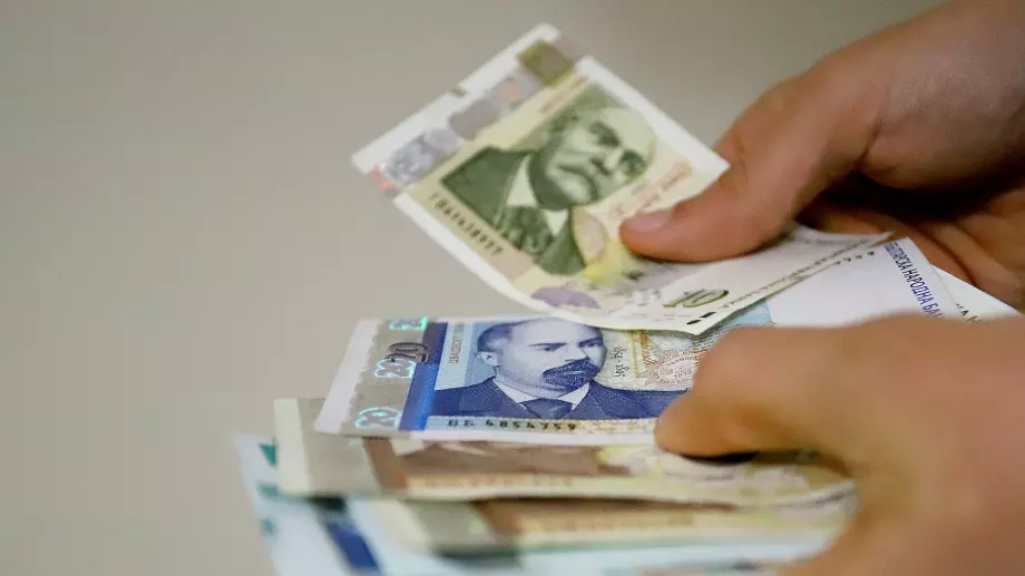 Още семейства с деца ще получат помощи за отопление