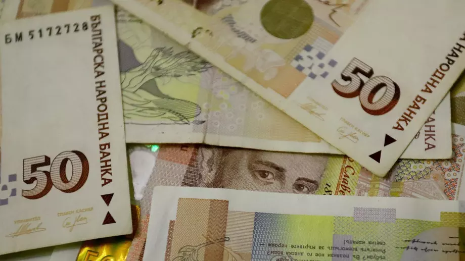 Защо работодатели сезираха ЕК за новата формула за определяне на минималната заплата?