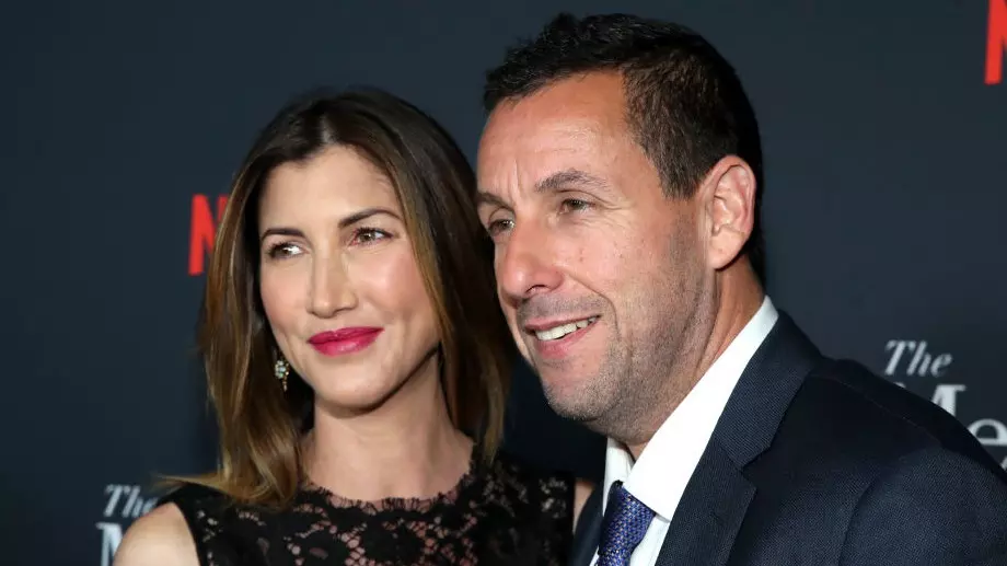 Любовни хроники: Адам Сандлър и Жаклин Титоне