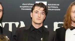 Ето на кого е син Баян от „Войната на буквите“ (СНИМКА)