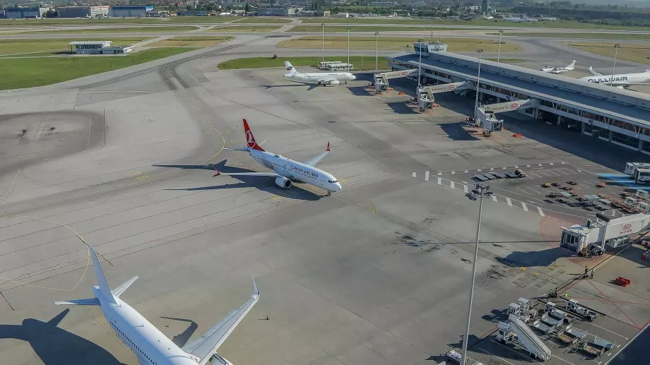 Собствен фотоволтаичен парк ще посрещне енергийните нужди на летище София