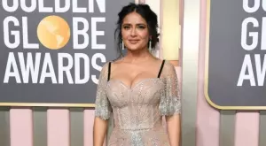 Салма Хайек обяви, че няма да спре с разголените СНИМКИ