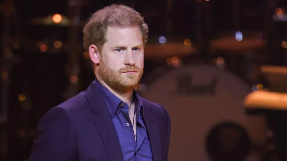 Ето коя е мистериозната жена, отнела девствеността на принц Хари (ВИДЕО)