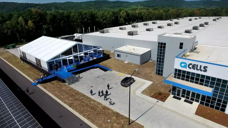 Корейската Qcells инвестира 2,5 милиарда долара в заводи за соларни панели в САЩ