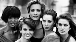 Супермоделите на 90-те пресъздават емблематичната корица на Vogue (ВИДЕО и СНИМКА)