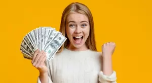 Тези зодии ще спечелят много пари до края на януари 2023