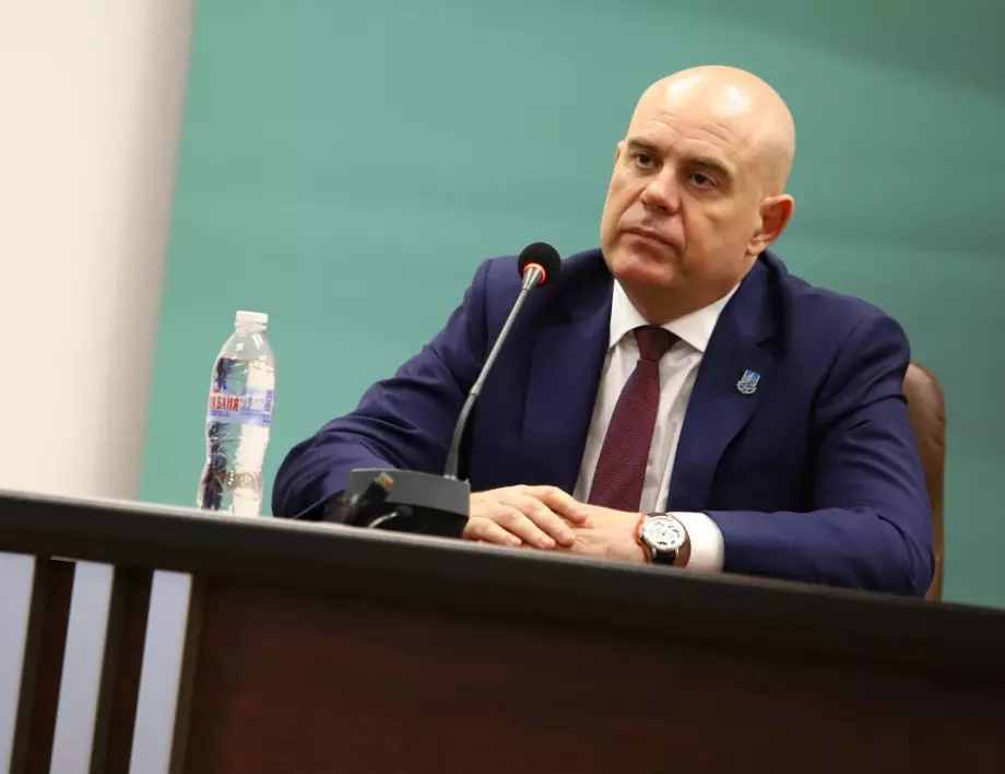 Прокуратурата: Разследването на главния прокурор противоречи на закона