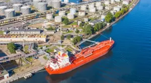 Пакистан получава първата си доставка руско петрол на ниска цена 