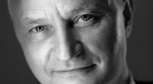 Захари Карабашлиев получи наградата за "Най-четена книга на 2022“ на Столична библиотека