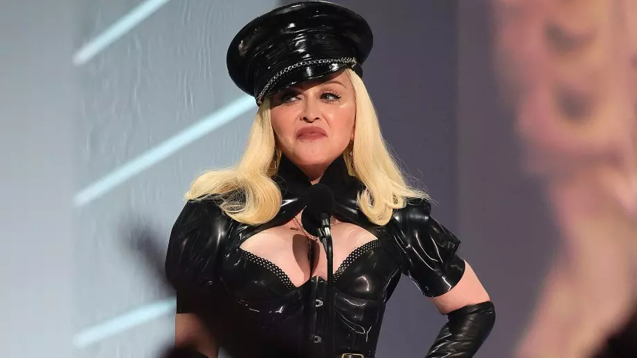 Мадона е обвинена в трафик и сексуална експлоатация на деца