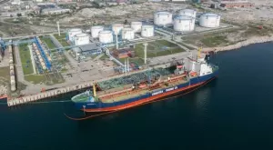 Приходите на Русия от петрол и газ се сринаха с 40%, 1,9 млн. барела в морето чакат купувачи